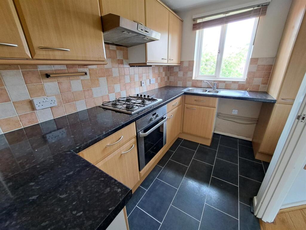 Riverstone Way, Northampton