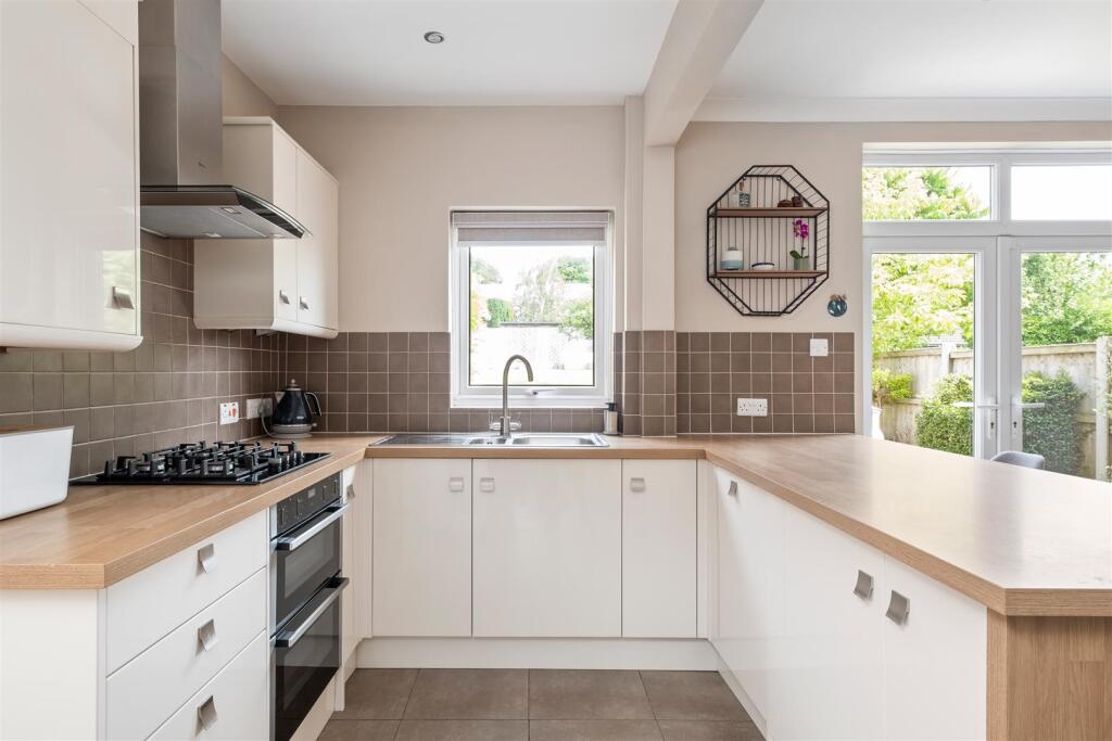 untitled (13 of 21).jpg