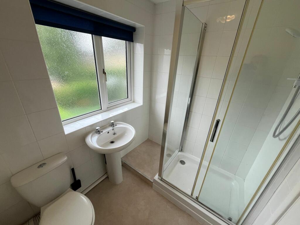 54 Highfield Road, HD8 0RQ