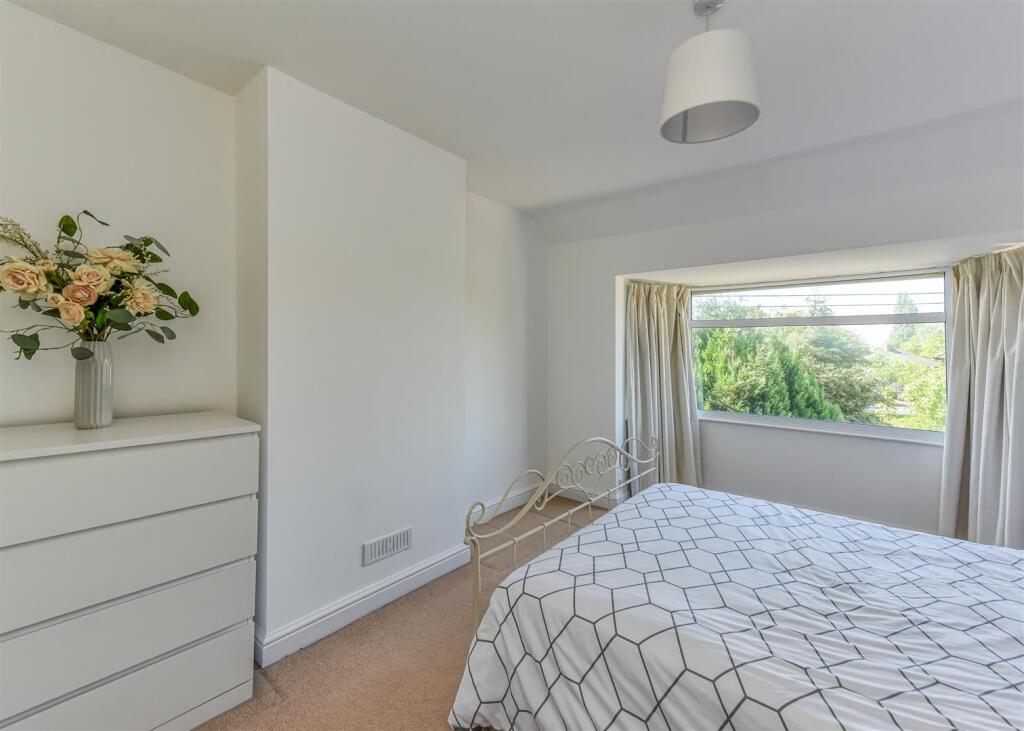 4 Regent Road-Bedroom 1 (2).jpg