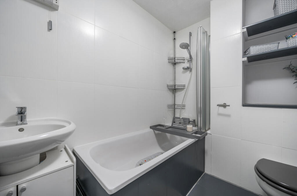 1349440-11-68c2ae...