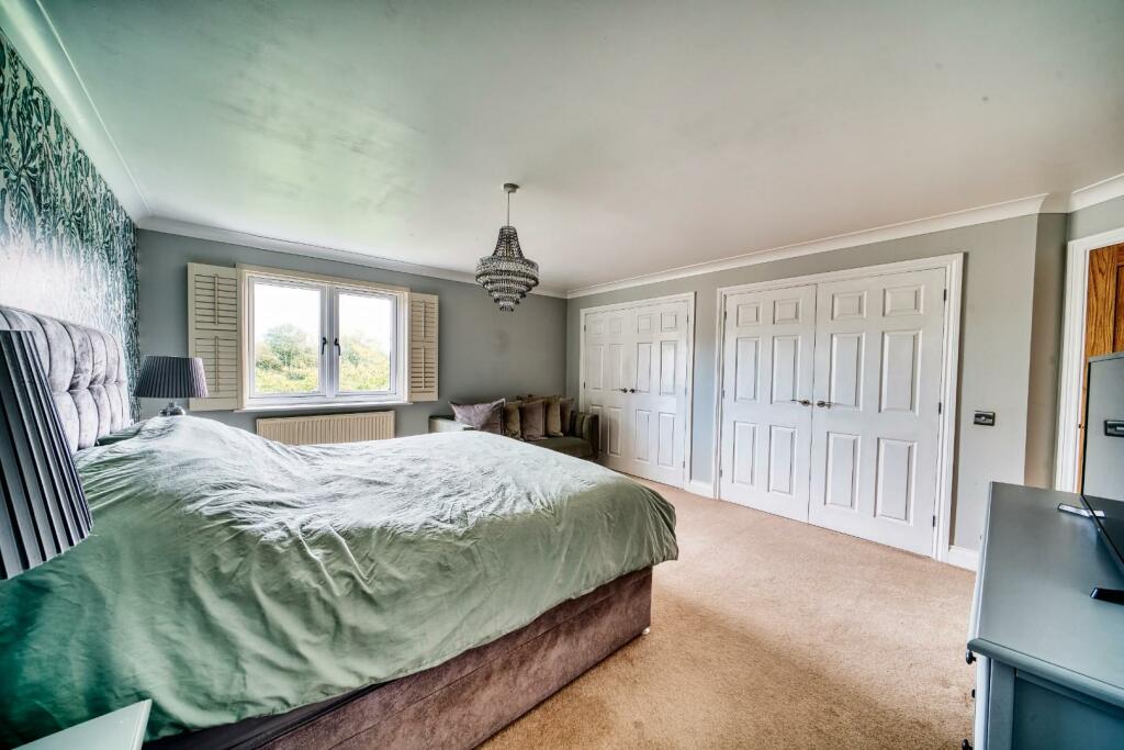 2 Hope Cottage -  Mark Templer - PhotoCB 53.jpeg