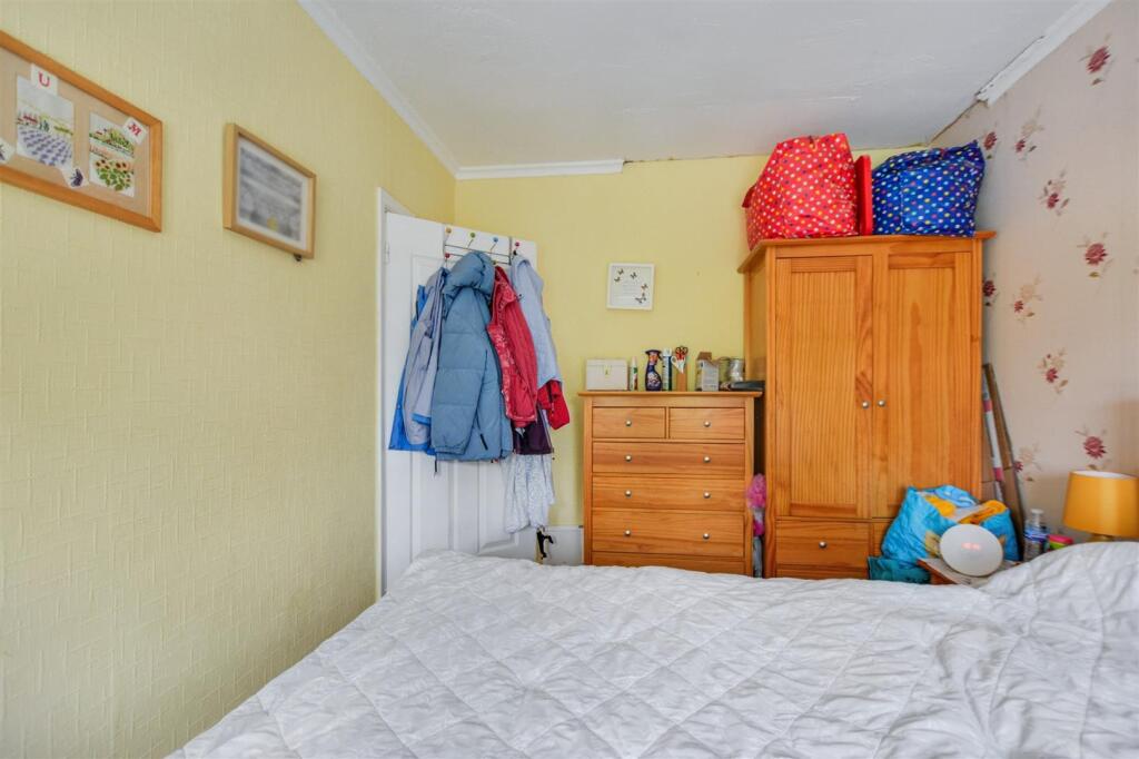 Bedroom 2_3.jpeg