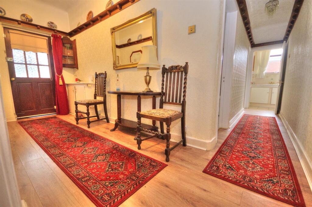 DSC_0018_Smooth 3.jpg