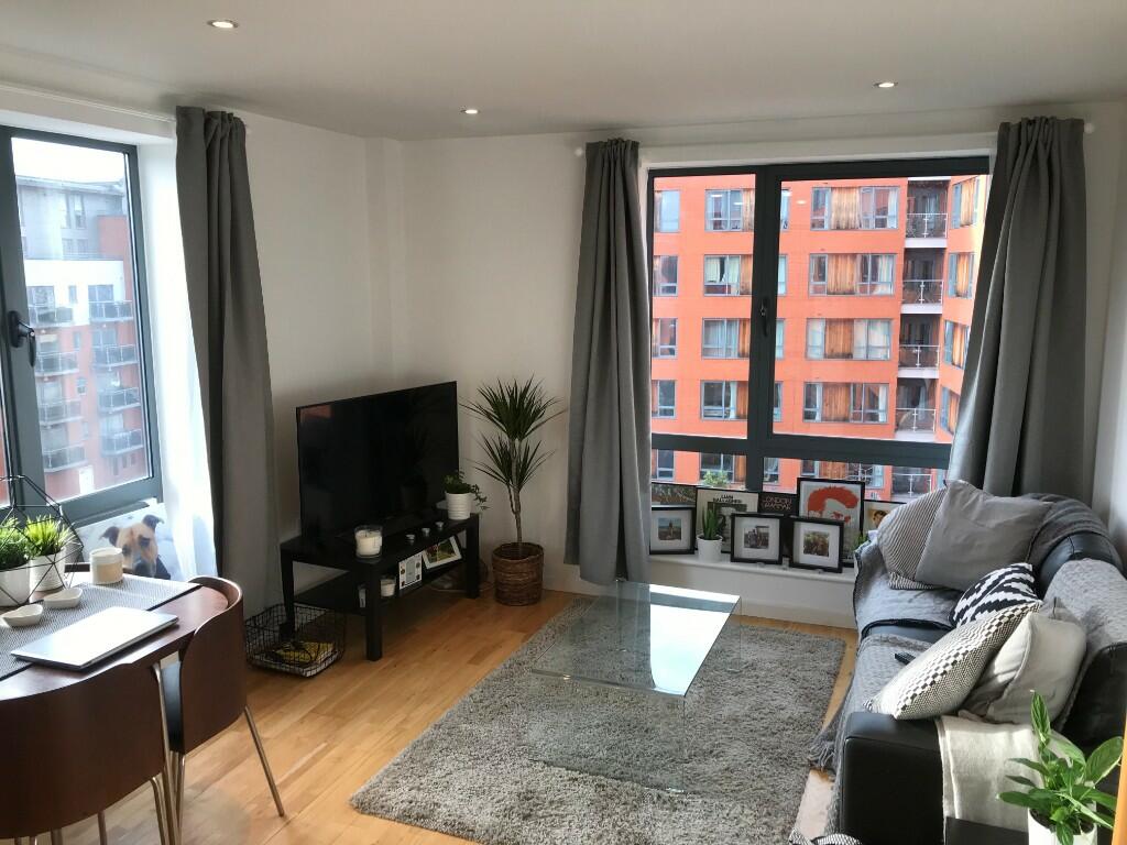 corner front room