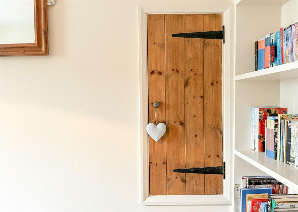 CUBBYHOLE