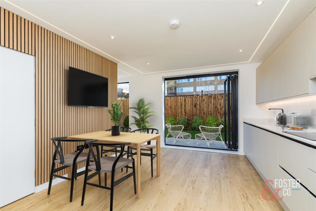 Wilbury Avenue 58-61.jpg