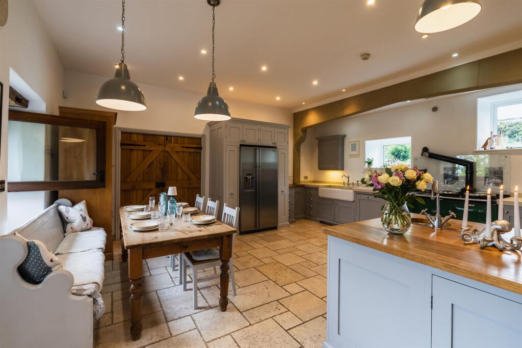 Dining Kitchen