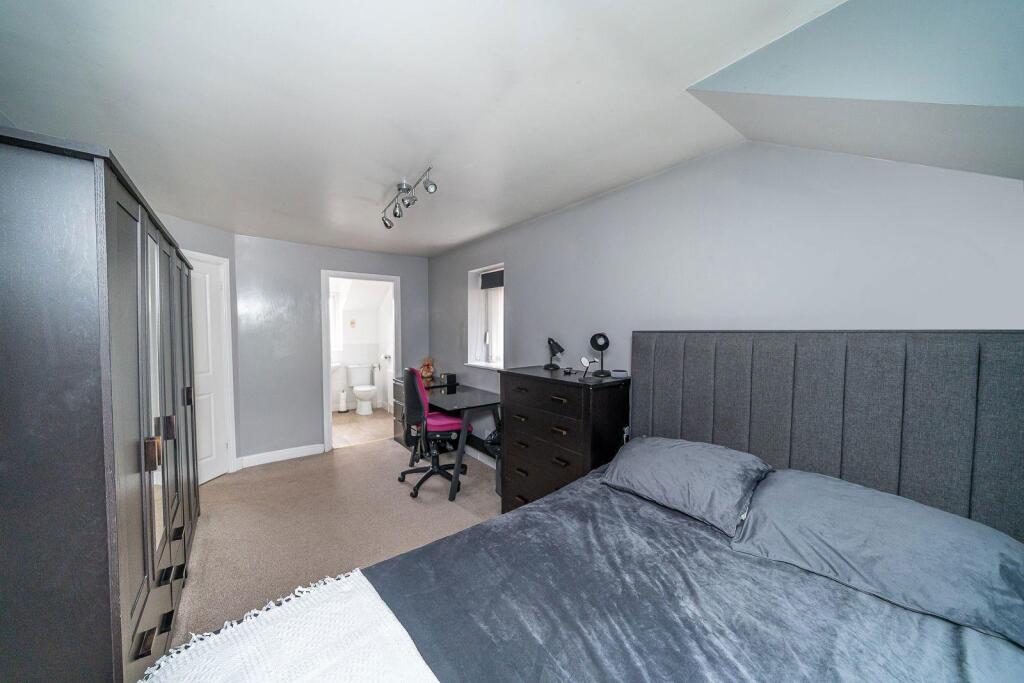 Peakes Road, Etching Hill