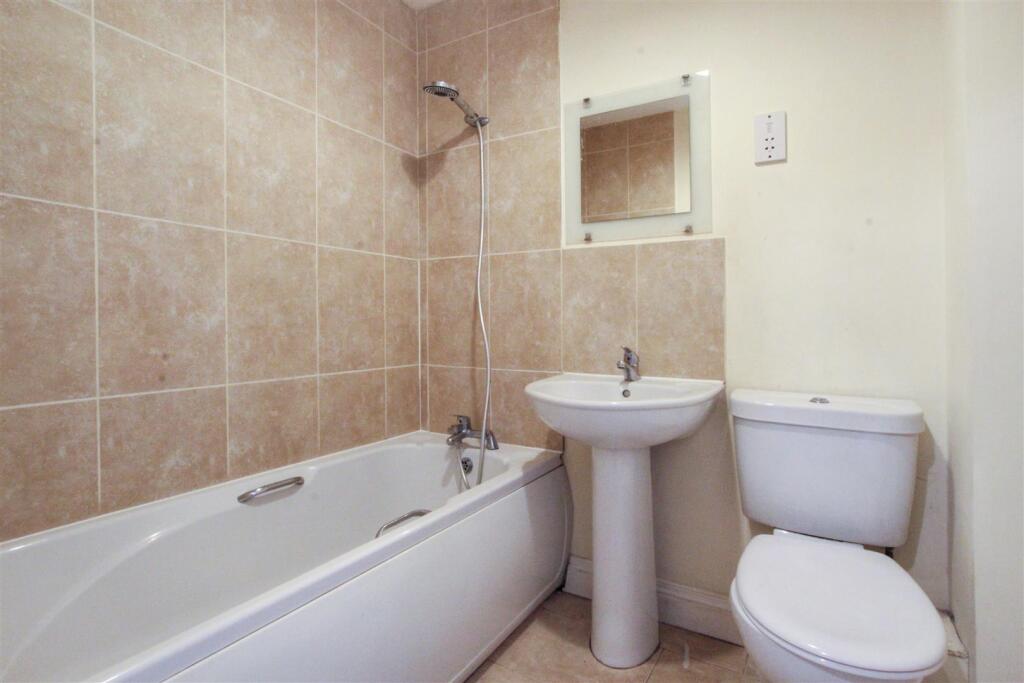 bathroom-1-2.jpg