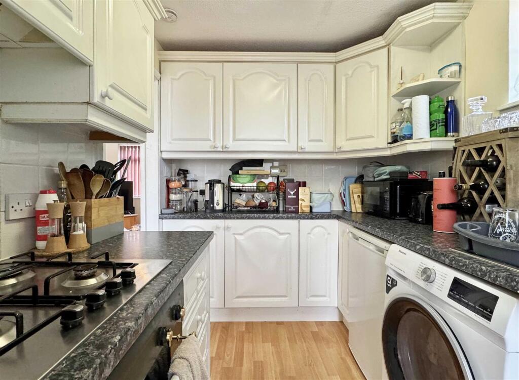 Kitchen.jpg
