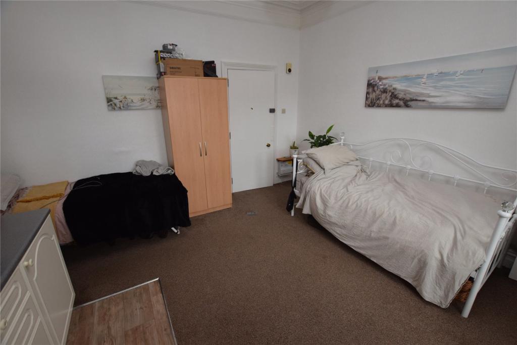 Flat 7