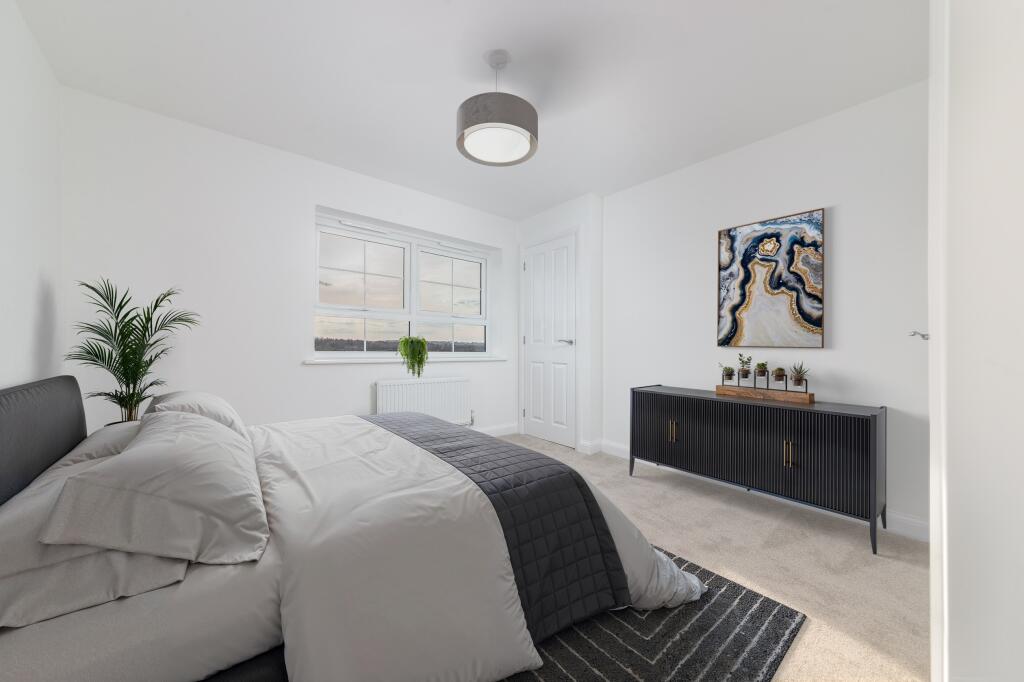 Sutton double bedroom furnished