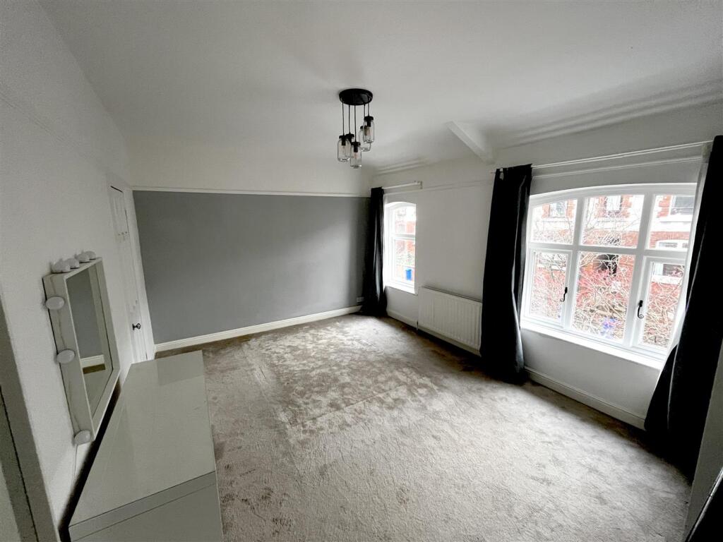 Bedroom1.JPG