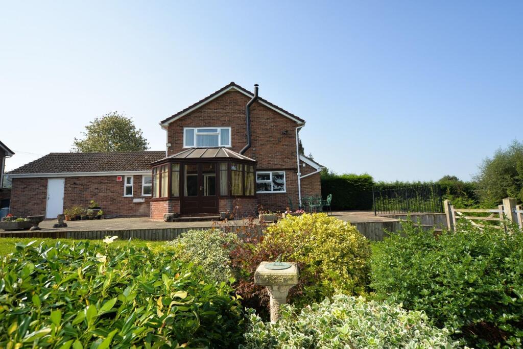 Reaar of house with patio.jpg