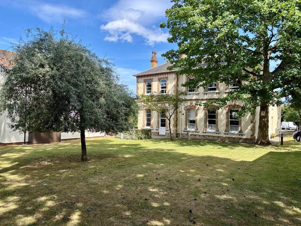 Communal Gardens