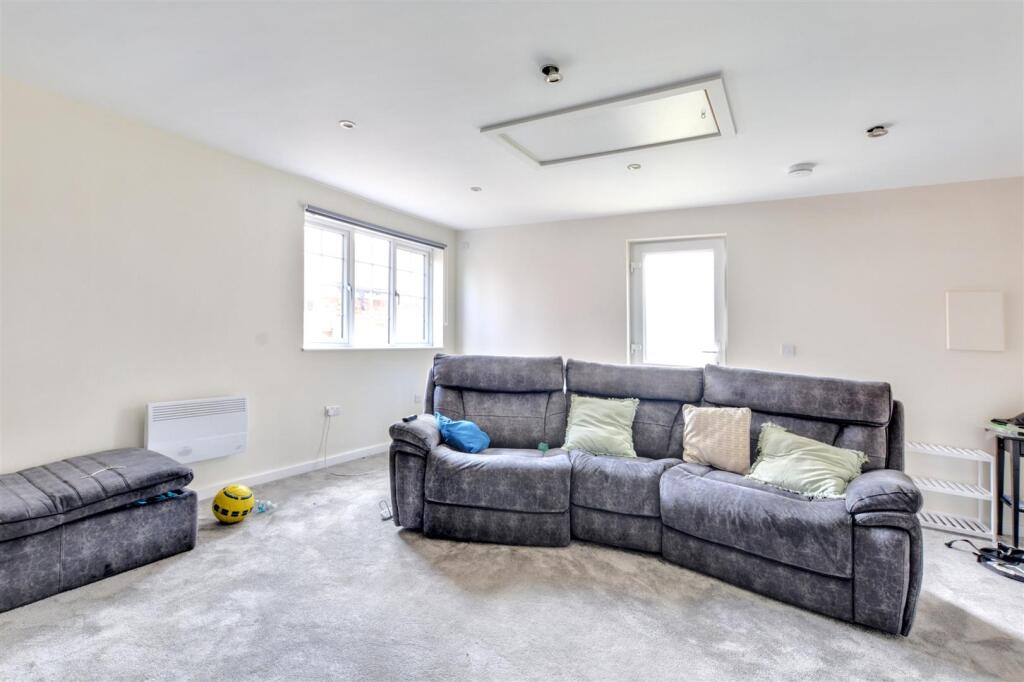 Cinema/Play Room