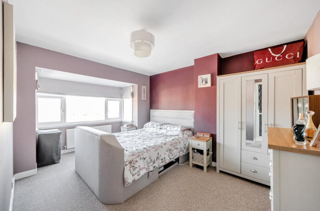 6-682308518bffc-1...