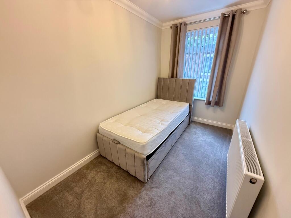 bedroom 2.2