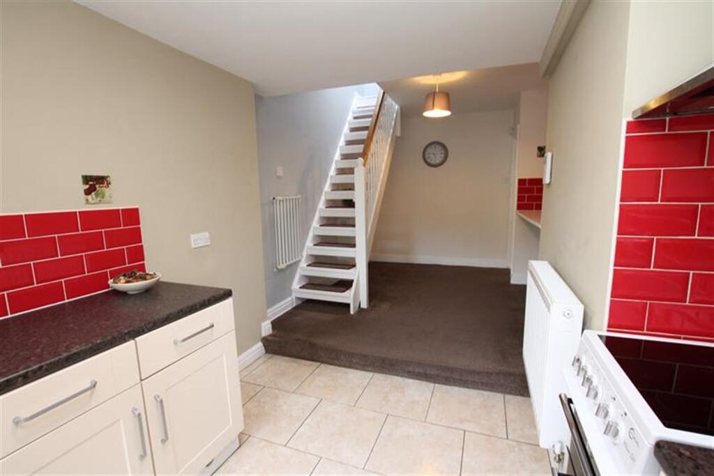 New Village Road, HU16