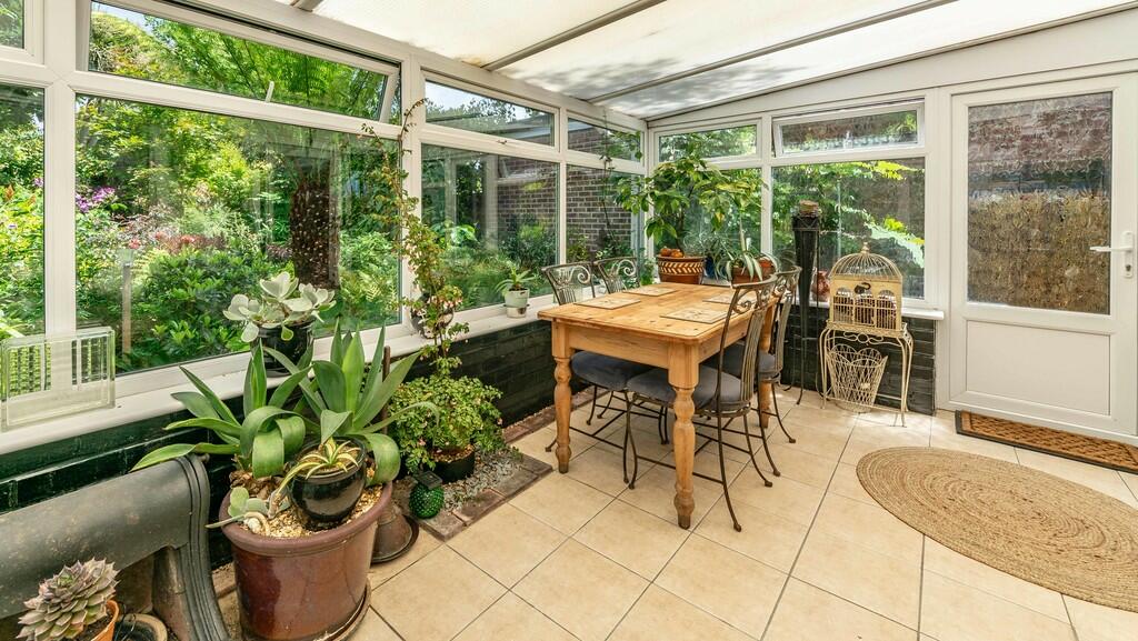 Garden room