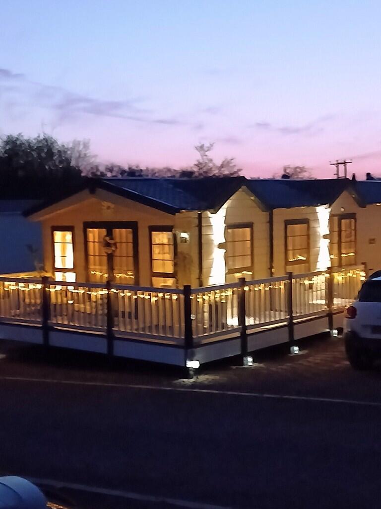 Vendors Ext night...