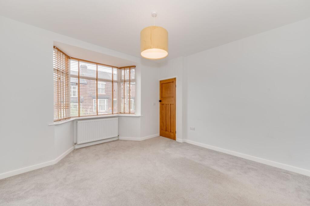 KITCHEN/DINER AND LIVING ROOM