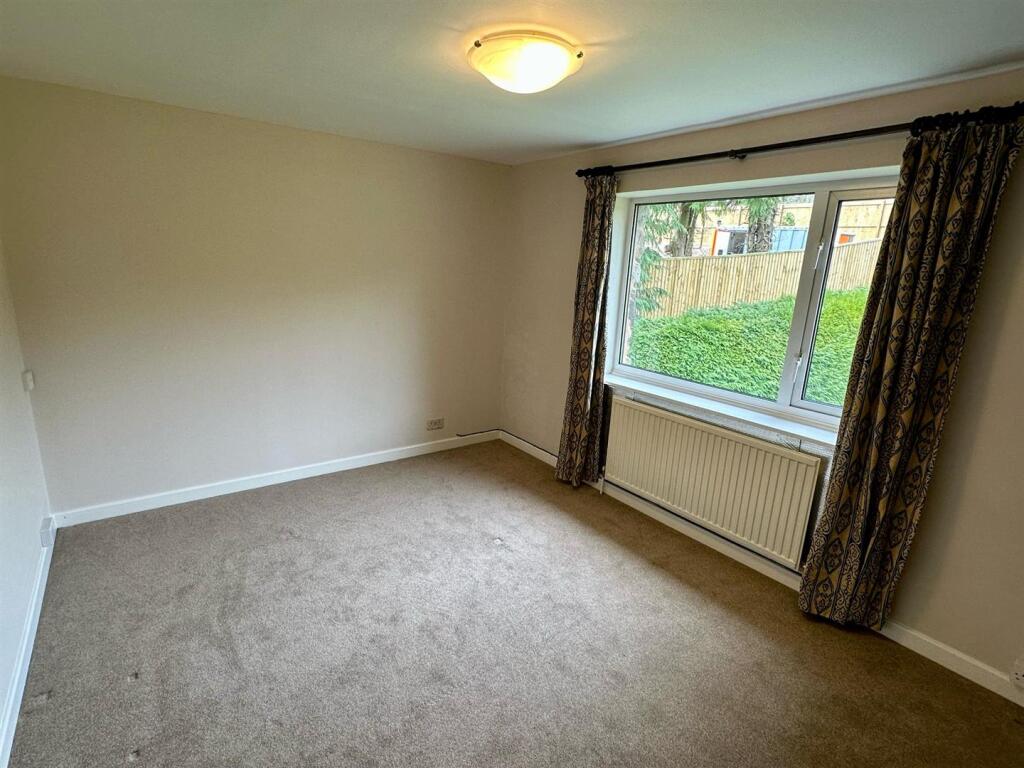 Bedroom3.jpg