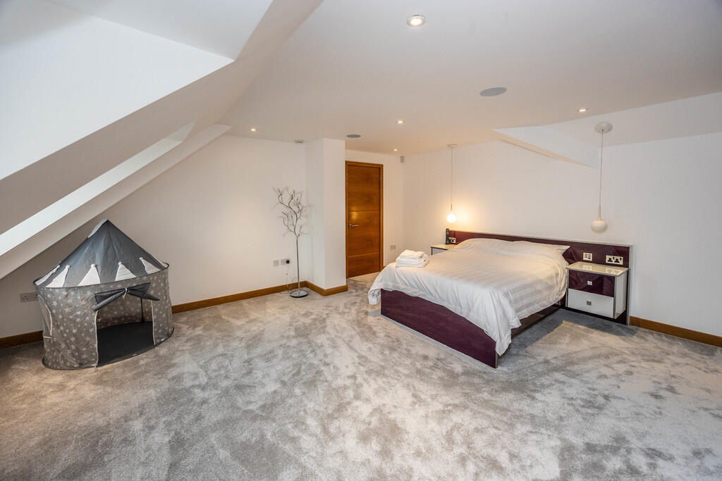 27PLLeeds-250425-...