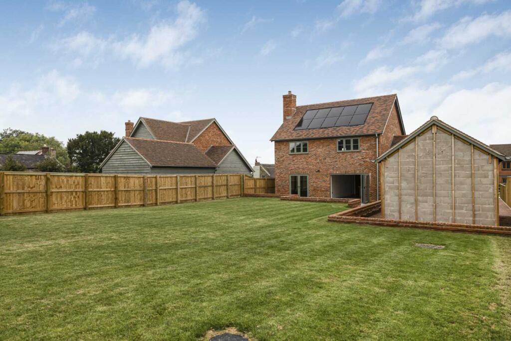 REAR ELEVATION