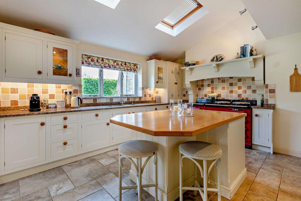 8645747-interior08-800.jpg