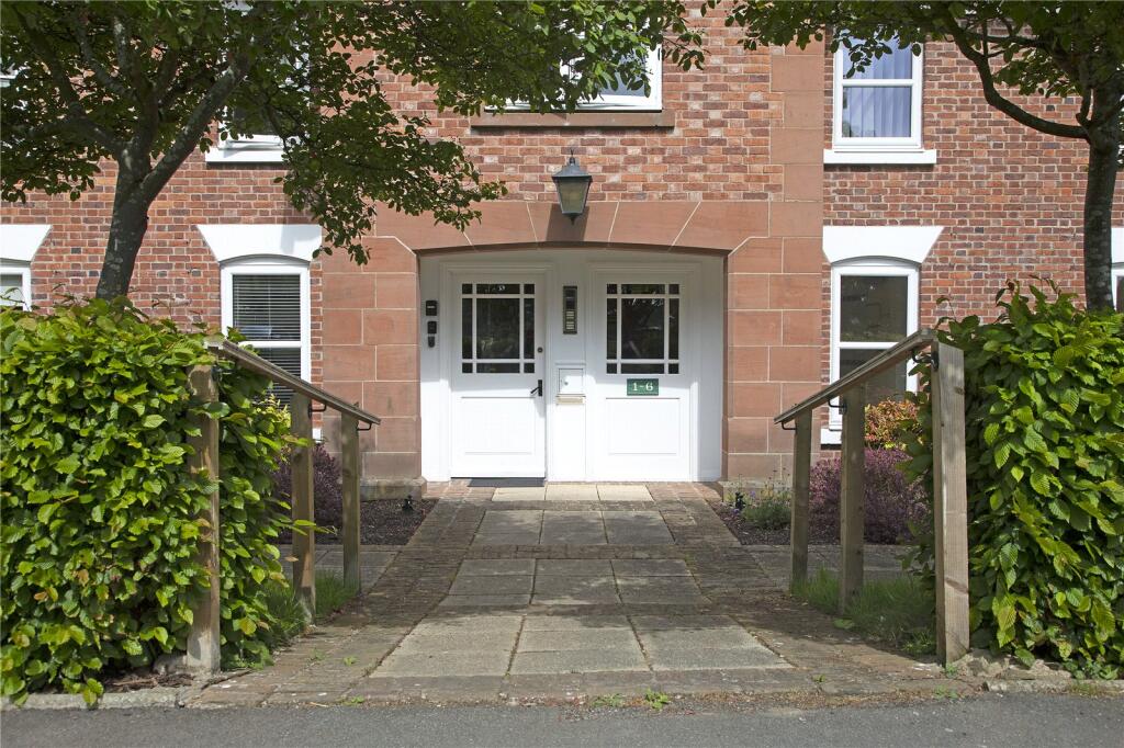Communal Entrance
