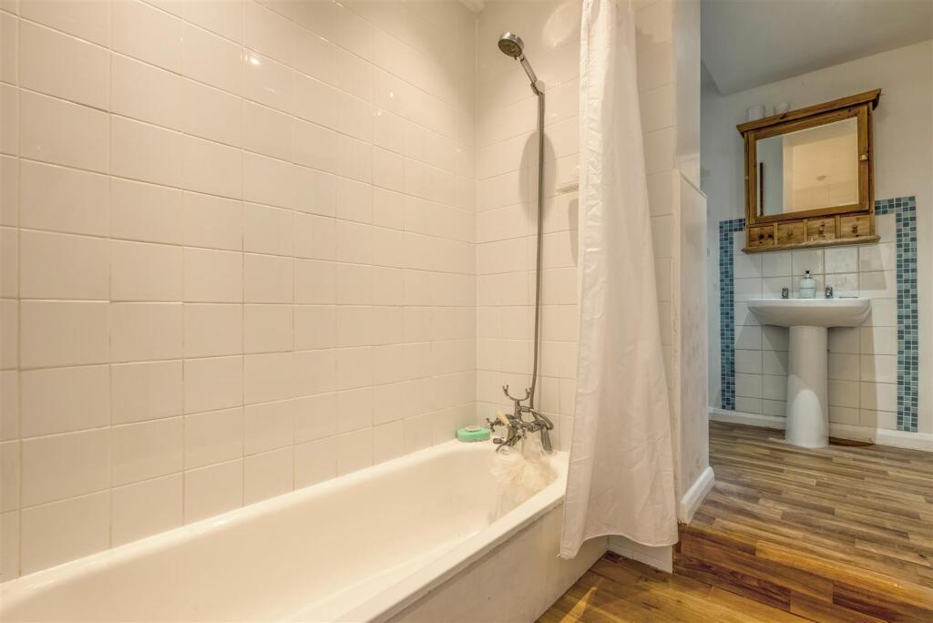 34 Westbourne Villas_9.jpg