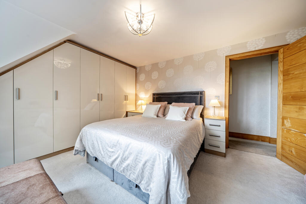 1360139-16-68ece76d2e2d5