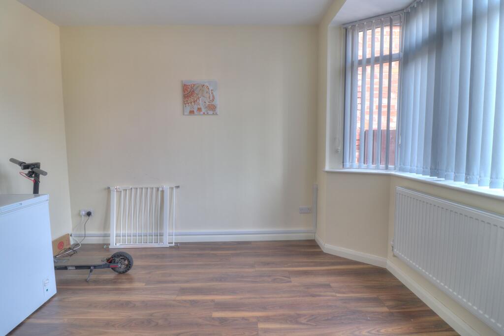 dining room/bedroom five