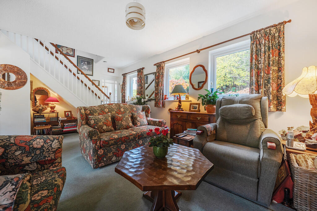 Living / Dining R...