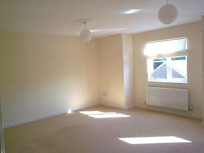 lounge 2.JPG