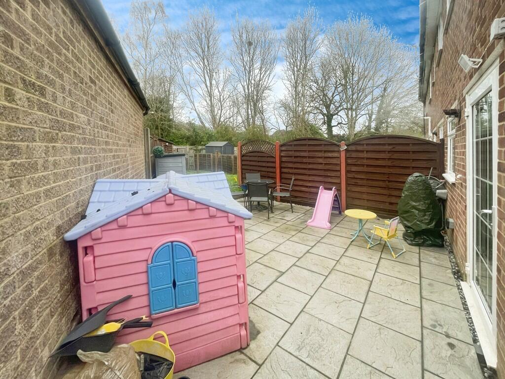 b302585a-GARDEN 2...