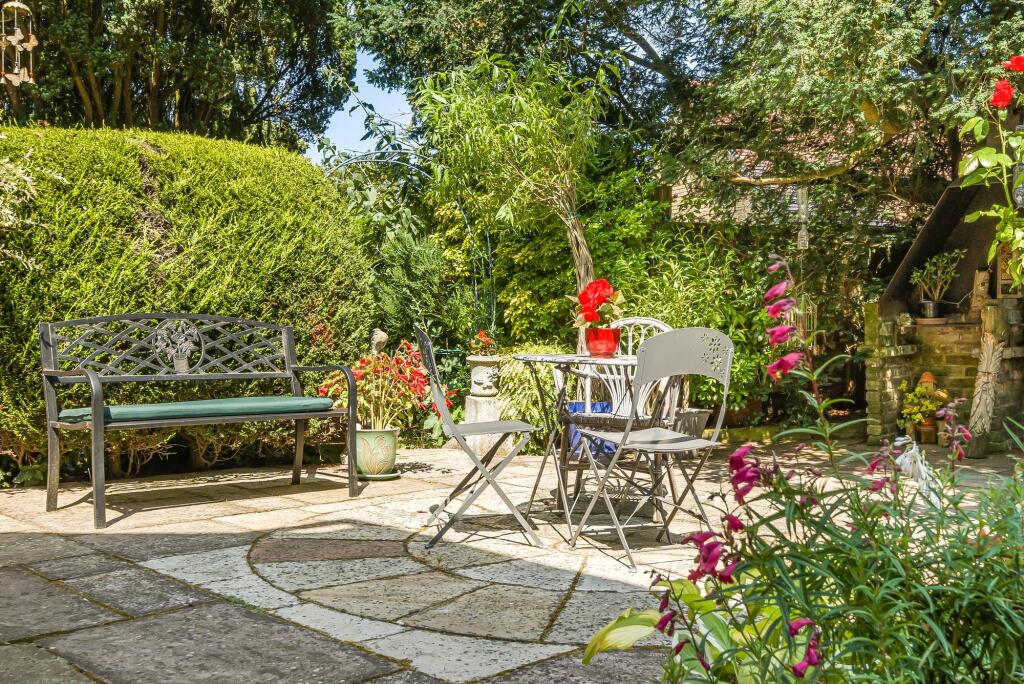 Garden (4)