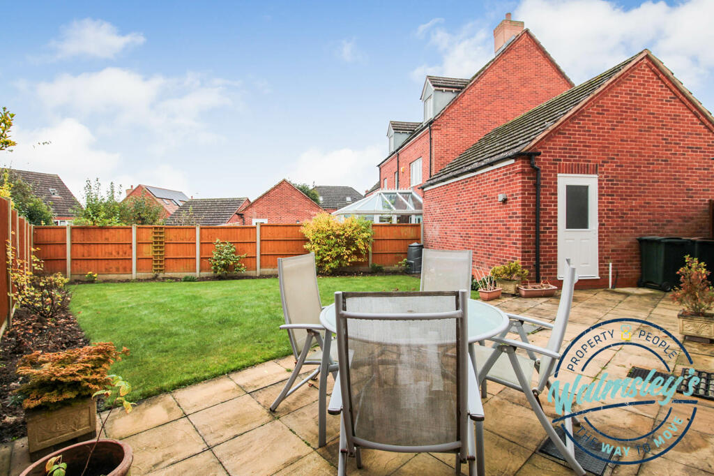 Rear gardens &amp; access to double garage