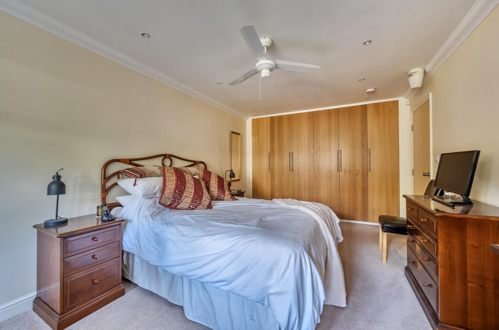 1344988-9-68b2443...