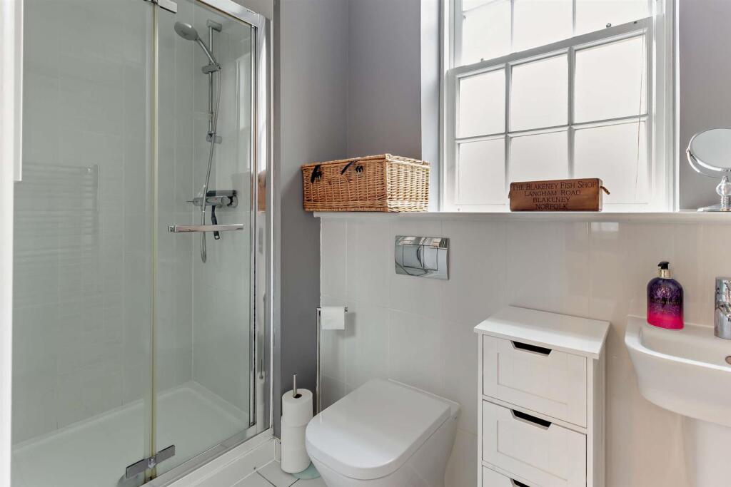 8673056-interior03-800.jpg