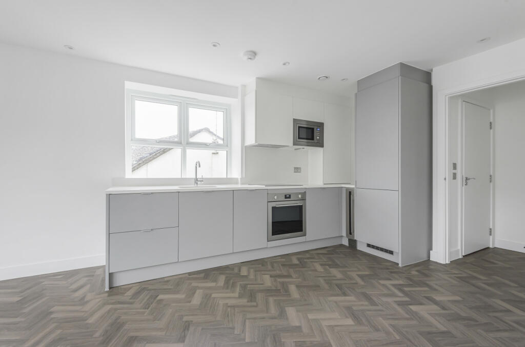 Lounge &amp; Kitchen
