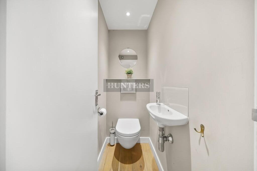 Bathroom   .jpg