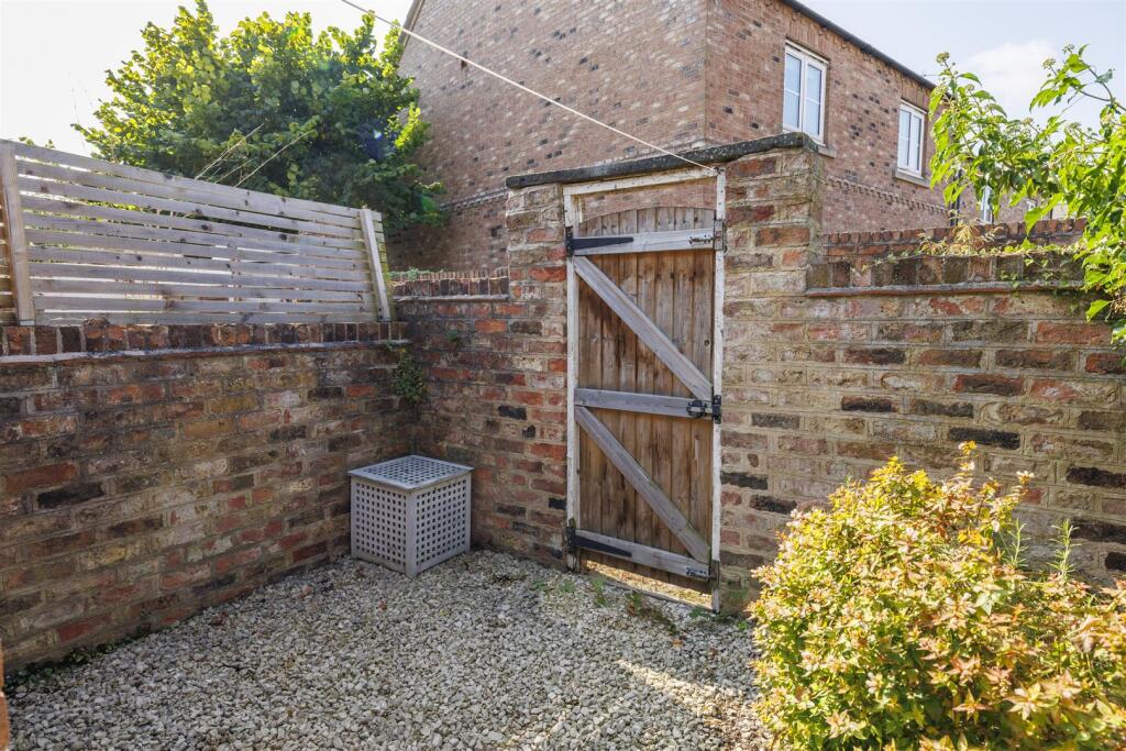 19_Pembroke_Street__2.jpg