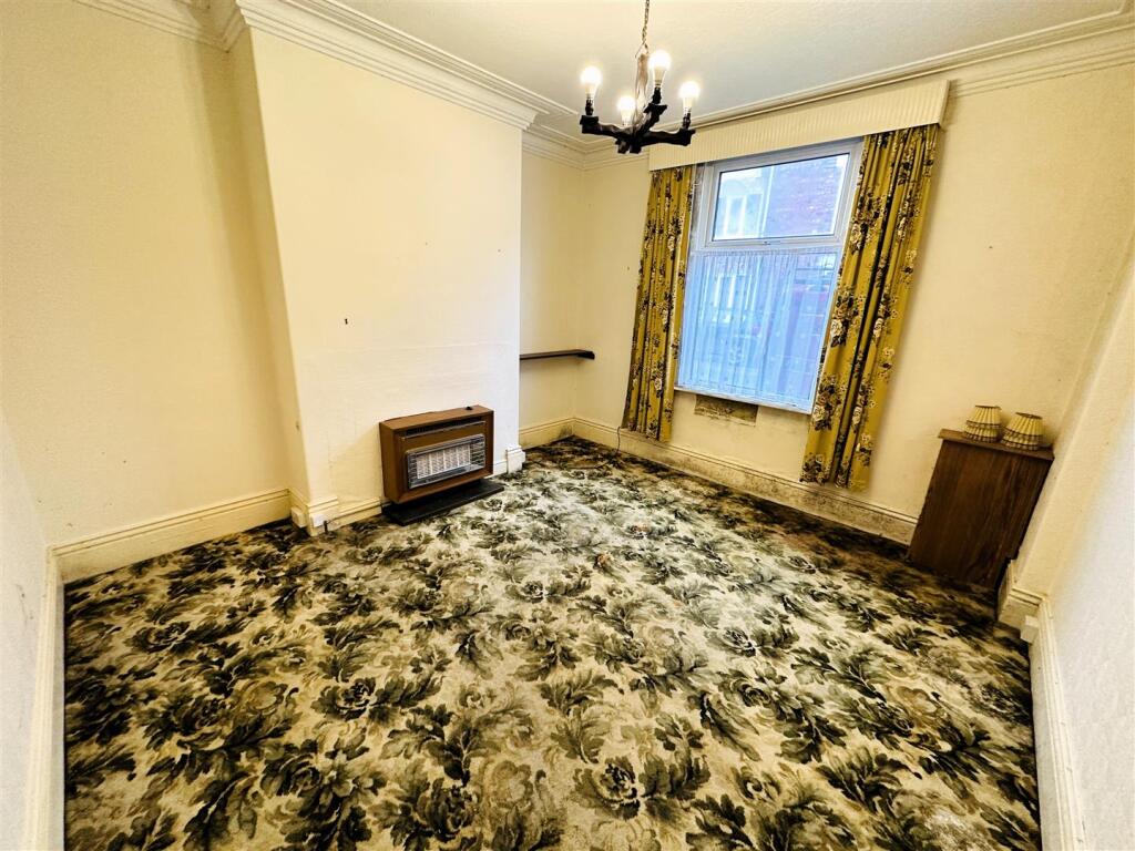 Dining Room.jpg