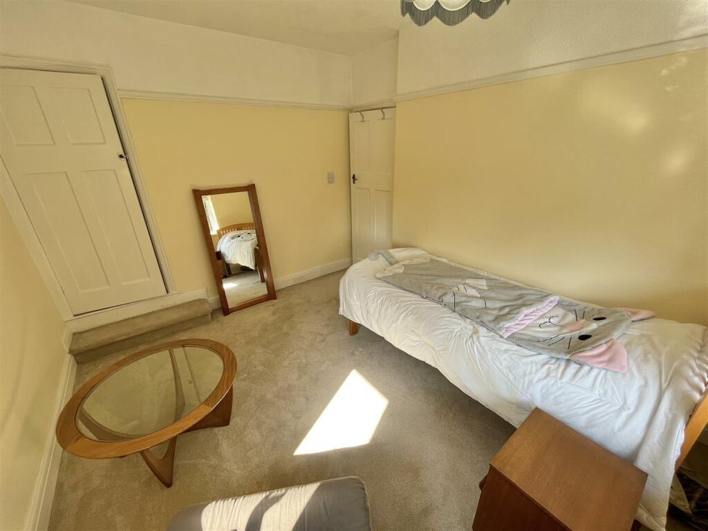 Bedroom 4 Aspect 3.jpg