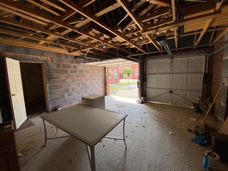 Detached Double Garage &amp; Studio