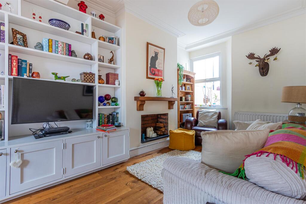 Kimberley Road 122-6.jpg