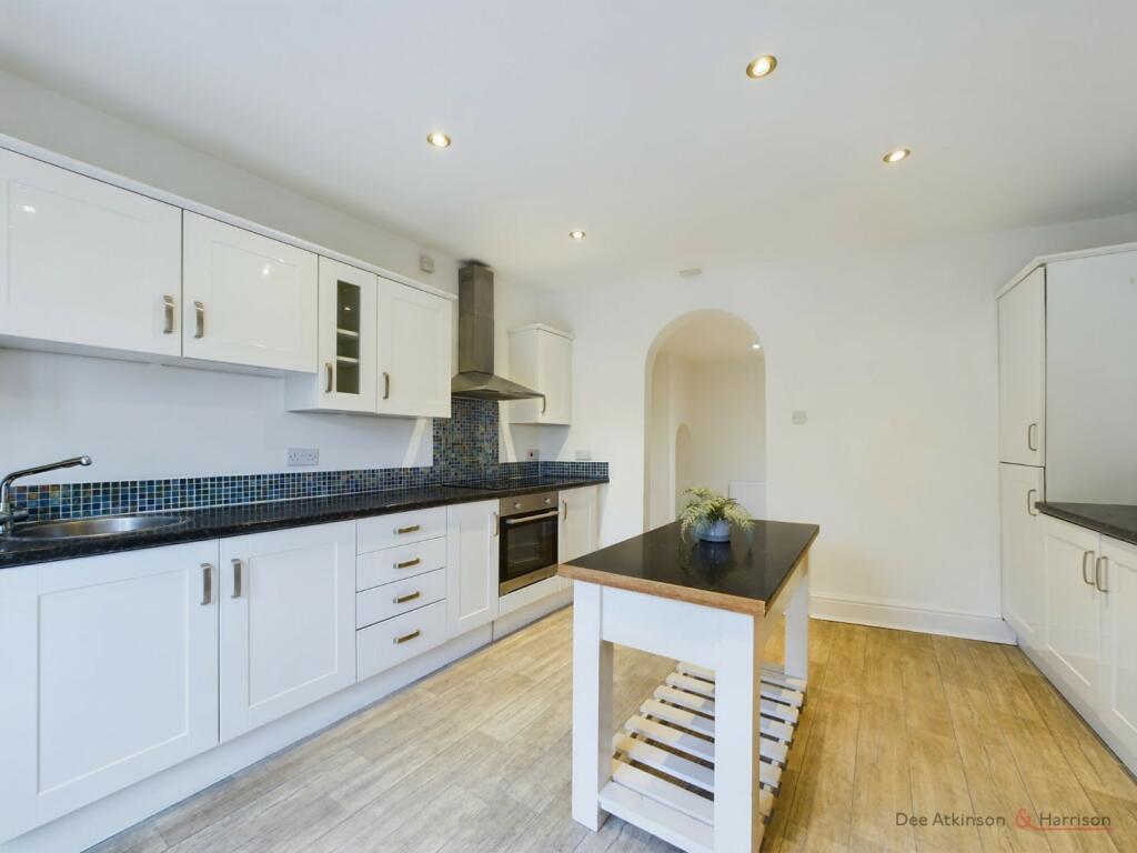 Kitchen/Breakfast Area